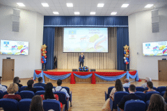 Выпускников-медалистов каширских школ торжественно чествовали в администрации округа